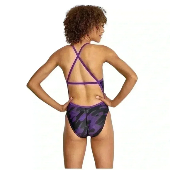 Speedo Women’s one Piece Crossback - Picture 3 of 12